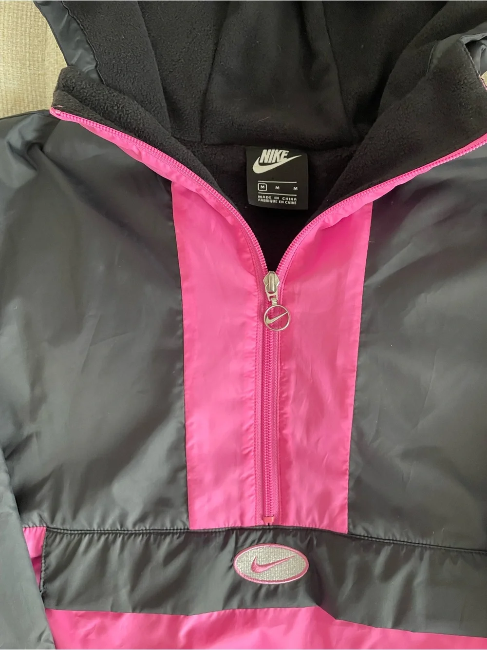 Nike Sportswear Fall ‘19 Swoosh Synthetic-Fill Women's Anorak Windbreaker Jacket